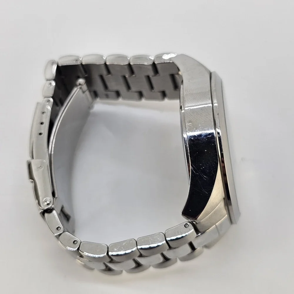 Lacoste Montreal Men Watch 44MM Black Dial Date Gray Bracelet Band 6